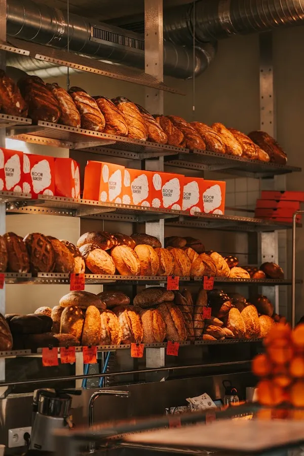 BookNoFees: مخبز – BLOOM BAKERY – Bratislava – BLOOM BAKERY، الصورة 1