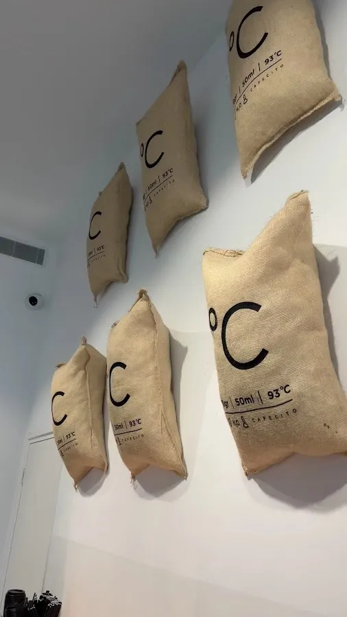 BookNoFees: مطعم – Cafecito – Amsterdam – Cafecito، الصورة 3