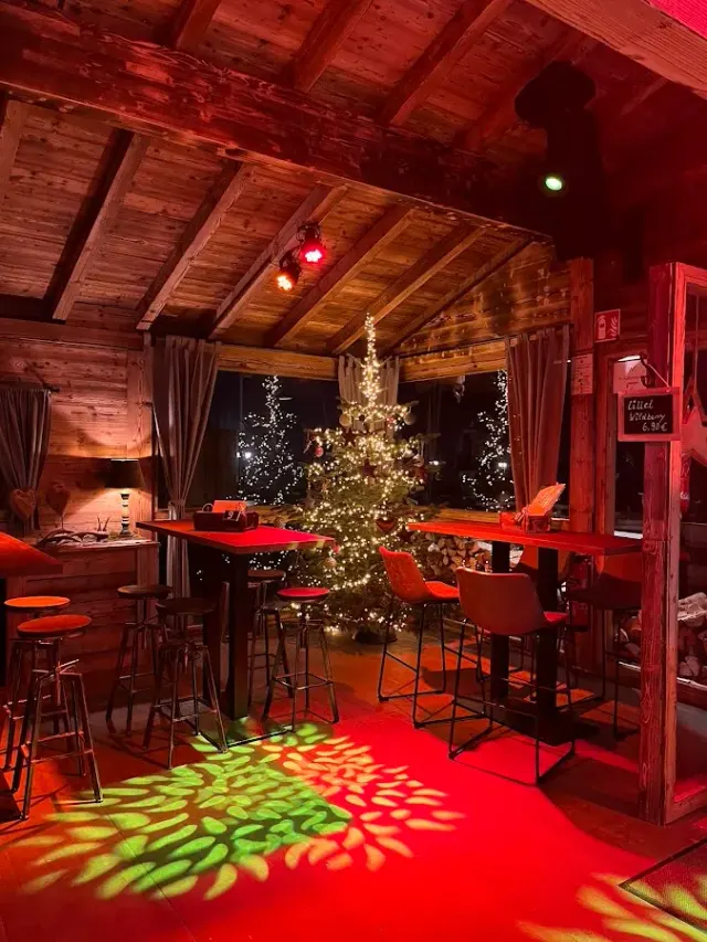 BookNoFees: مطعم – Nordhang Jause – Winterberg – Nordhang Jause، الصورة 2