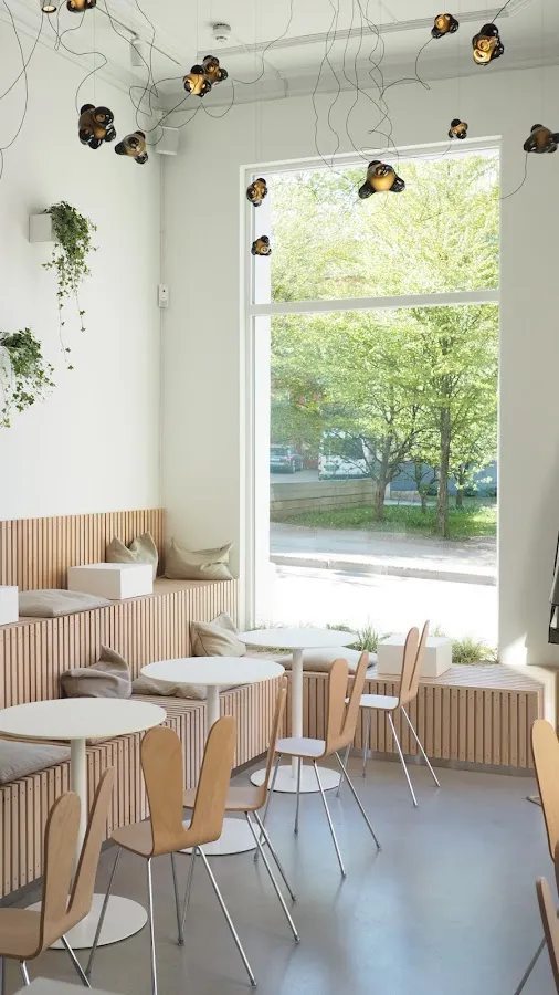 BookNoFees: KUMI, Oslo