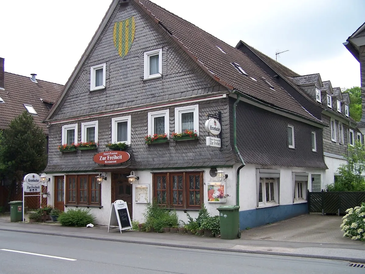 BookNoFees: مطعم – Hotel zur Freiheit – Lennestadt – Hotel zur Freiheit، الصورة 1