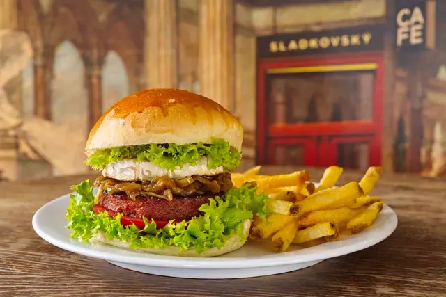 BookNoFees: مقهى – Café Sladkovský – Prague – Café Sladkovský، الصورة 2