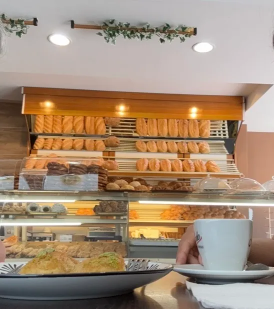 BookNoFees: مطعم – Mera Bäckerei Simit Sarayi – Oer-Erkenschwick – Mera Bäckerei Simit Sarayi، الصورة 3