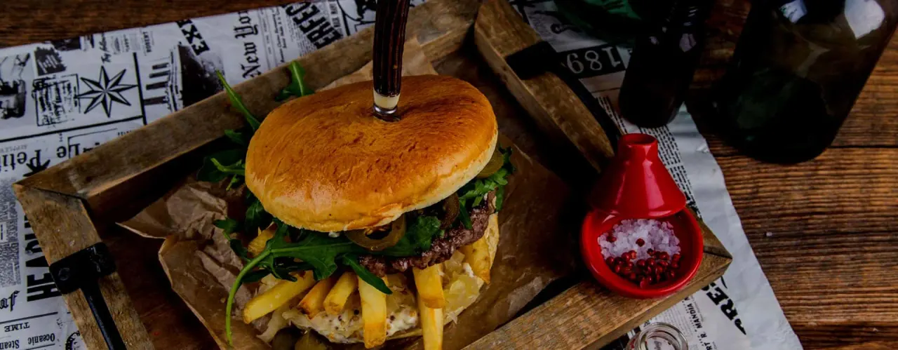 BookNoFees: بار وجبات خفيفة – Night Burger – Warsaw – Night Burger، الصورة 1