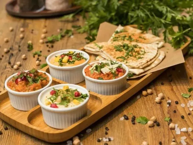 BookNoFees: بار وجبات خفيفة – Vege Love – Warsaw – Vege Love، الصورة 2
