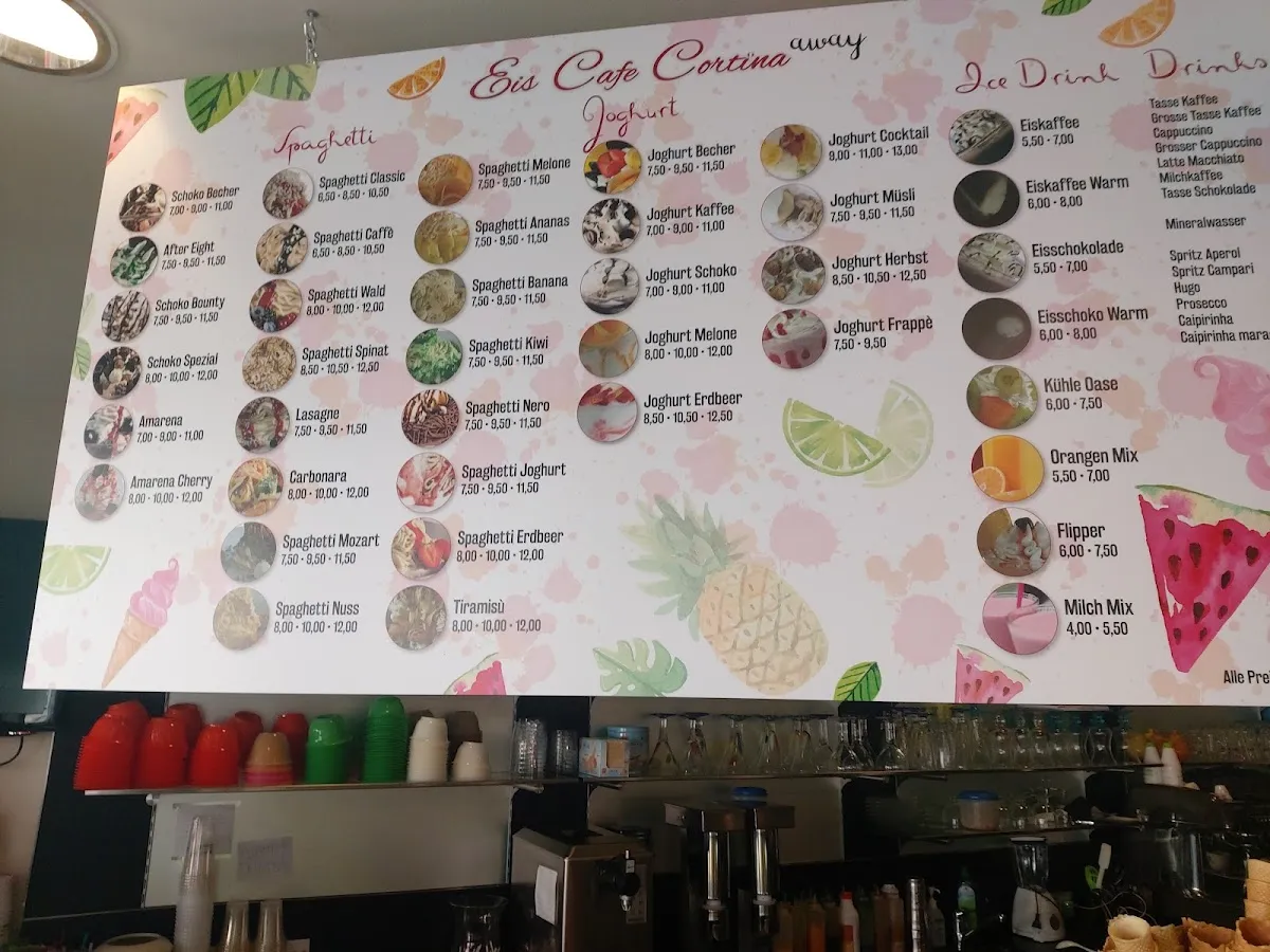 BookNoFees: مطعم – Eiscafé Cortina – Wickede – إيس كافيه كورتينا، الصورة 1