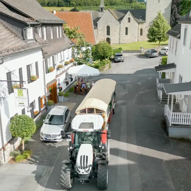 BookNoFees: Gasthof Willecke, Sundern-Stockum