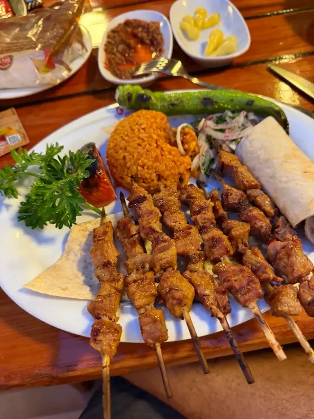 BookNoFees: مطعم – Dürümcü Baba – Istanbul – Dürümcü Baba، الصورة 2