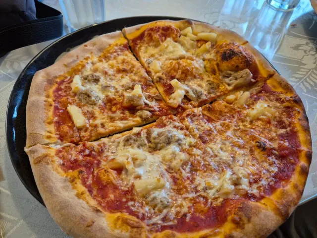 BookNoFees: بار وجبات خفيفة – Pizzeria Online – Helsinki – Pizzeria Online، الصورة 3