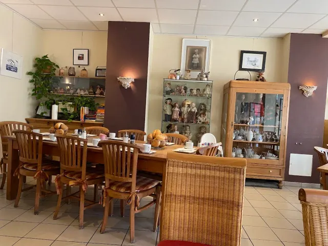 BookNoFees: مطعم – Café Mailin – Unna – مقهى Mailin، الصورة 2
