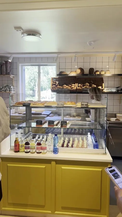 BookNoFees: مقهى – Fåbro gård – Oslo – Fåbro gård، الصورة 3