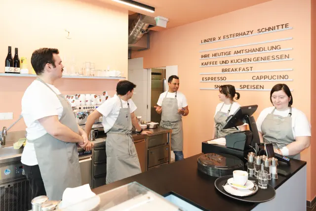 BookNoFees: مقهى – Kuchenamt – Vienna – مكتب الكعك، الصورة 2