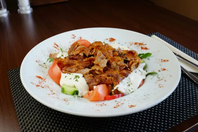 BookNoFees: بار وجبات خفيفة – Delicato Pizzeria & Dönerhaus – Arnsberg-Bruchhausen – Delicato Pizzeria & Dönerhaus، الصورة 2
