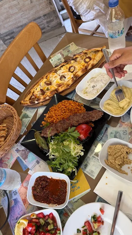 BookNoFees: مطعم – Ortaklar Kebab Lahmacun – Istanbul – Ortaklar Kebab Lahmacun، الصورة 2