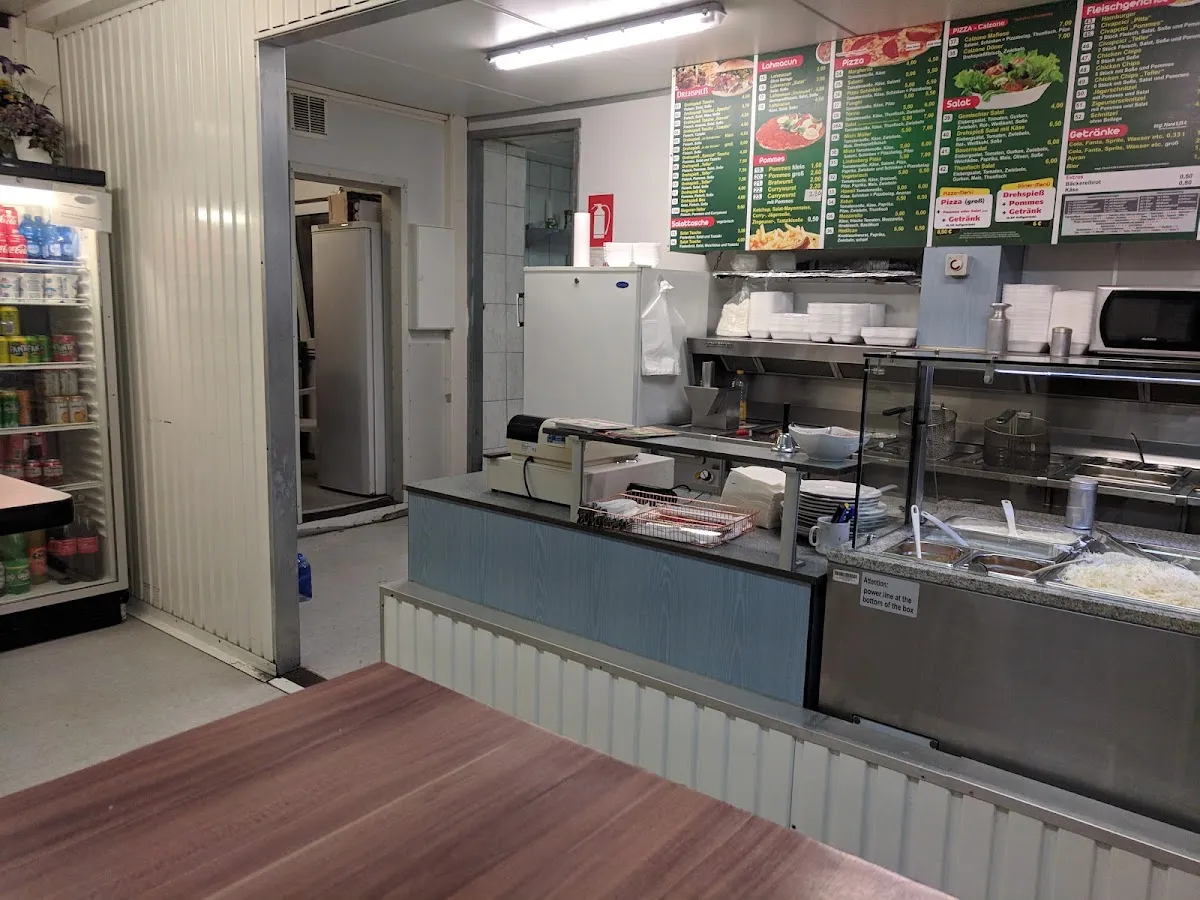 BookNoFees: مطعم – Döner Kebap Haus Lindenberg – Freudenberg – Döner Kebap Haus Lindenberg، الصورة 1