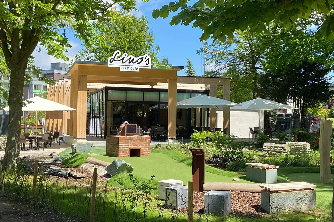 BookNoFees: آيس كريم – Linos Eis & Café – Bad Sassendorf – Linos Eis & Café، الصورة 1