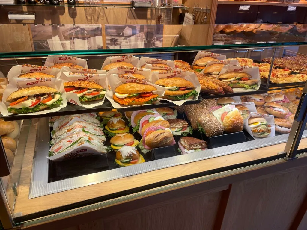 BookNoFees: مطعم – Backhaus Café Liese – Bestwig – Backhaus Café Liese، الصورة 1