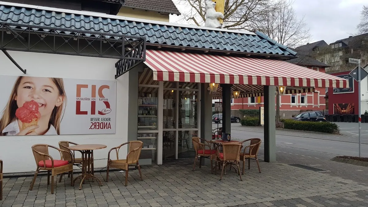 BookNoFees: مطعم – Konditorei-Café Kaptain – Eslohe – Konditorei-Café Kaptain، الصورة 1