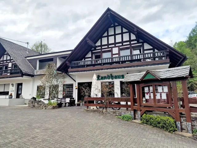 BookNoFees: مطعم – Landhaus im Grund – Lennestadt – Landhaus im Grund، الصورة 2