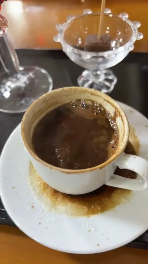 BookNoFees: مطعم – Erzurum Cağ Kebap Tesisi – Istanbul – مطعم أرزوروم كا كباب، الصورة 3