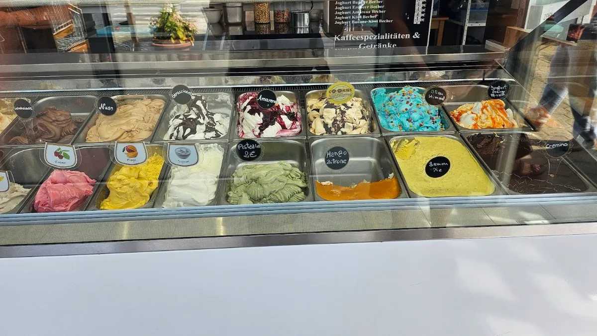 BookNoFees: مطعم – Eiscafé Milanese – Schwerte – Eiscafé Milanese، الصورة 1