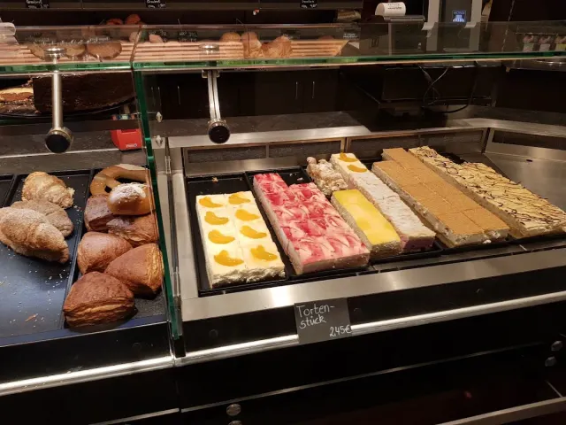 BookNoFees: مخبز – Bäckerei und Café Schulte – Warstein – مخبز ومقهى شولته، الصورة 3