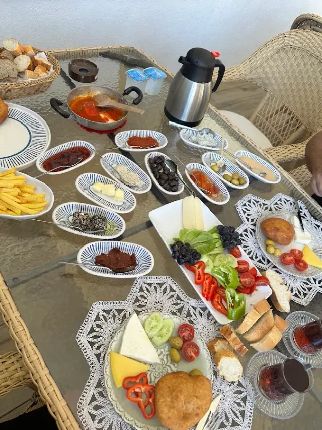 BookNoFees: مطعم – Doğa Cafe Restaurant - Alev Hanım'ın Mutfağı – Istanbul – Doğa Cafe Restaurant - مطبخ السيدة Alev، الصورة 2
