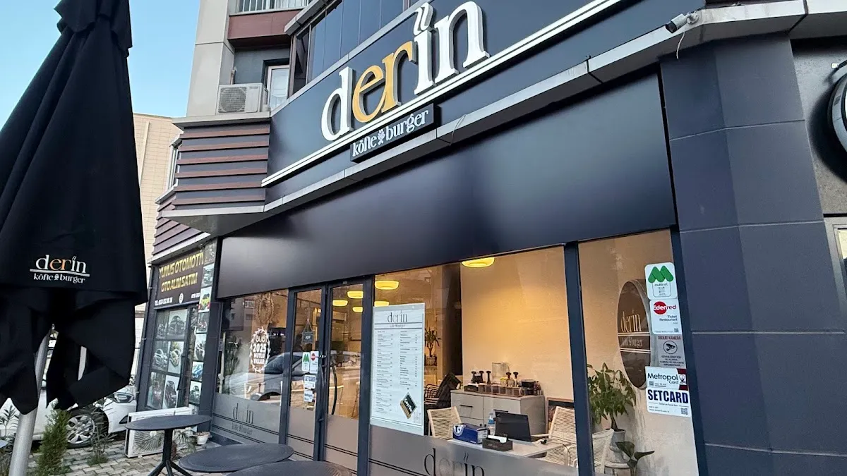 BookNoFees: مطعم – Derin Köfte&Burger – Istanbul – Derin Köfte&Burger، الصورة 1