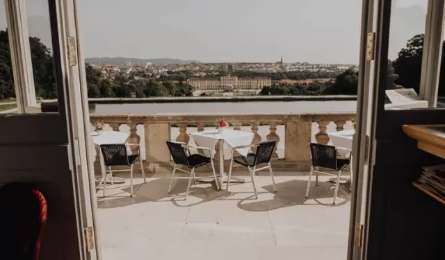 BookNoFees: مقهى – Café Gloriette – Vienna – Café Gloriette، الصورة 2
