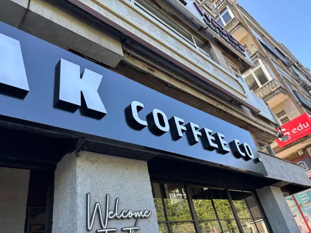 BookNoFees: BLAK Coffee Co., Istanbul