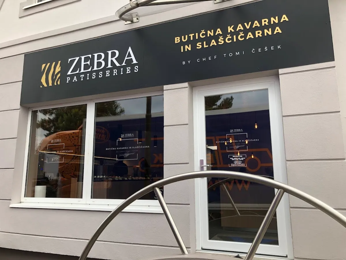 BookNoFees: مقهى – Zebra Patisseries – Ljubljana – Zebra Patisseries، الصورة 1