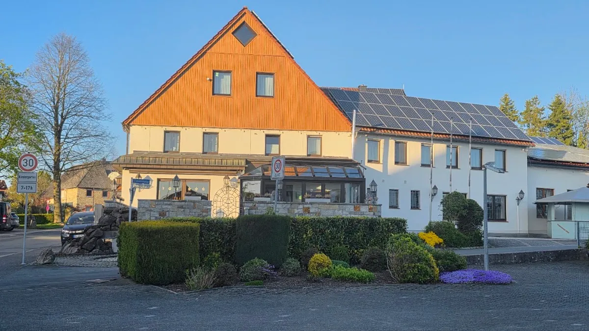 BookNoFees: مطعم – Landgasthof Kaiser – Bad Wünnenberg – Landgasthof Kaiser، الصورة 1