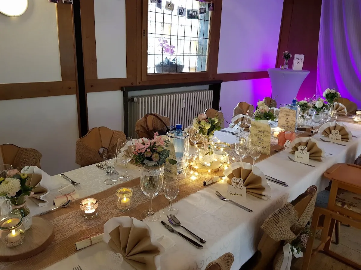 BookNoFees: مطعم – Haus Wienecke Gaststätte – Anröchte – هاوس فينيكه - مطعم وضيافة، الصورة 1