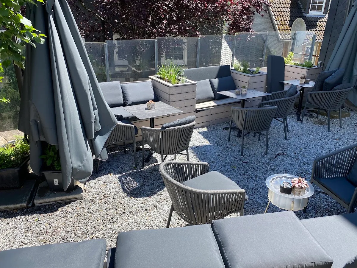 BookNoFees: مطعم – Goetheplatz Café – Bad Berleburg – مقهى ساحة غوته، الصورة 1