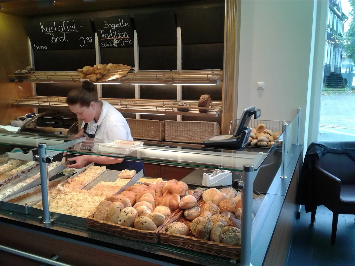 BookNoFees: مطعم – Genuss-Bäckerei Tillmann – Balve – Genuss-Bäckerei Tillmann، الصورة 1