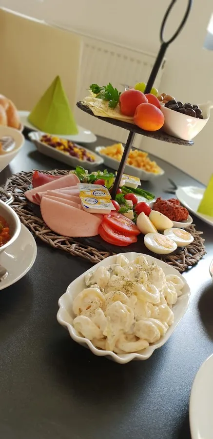BookNoFees: مقهى – Ütterlingser Frühstücksstube – Werdohl – Ütterlingser Frühstücksstube، الصورة 1