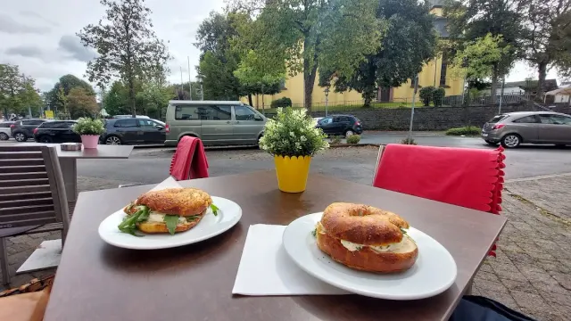 BookNoFees: مخبز – Niederschlag Gerhard Bäckerei – Wenden – مخبز نيدرشلاغ غيرهارد، الصورة 3