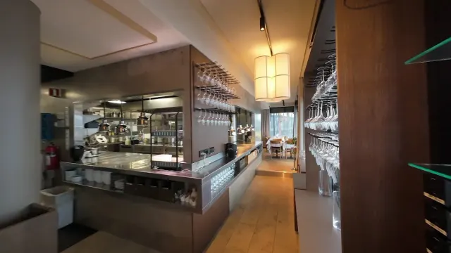 BookNoFees: مطعم – Lofoten Fiskerestaurant – Oslo – مطعم لوفتن للأسماك، الصورة 3