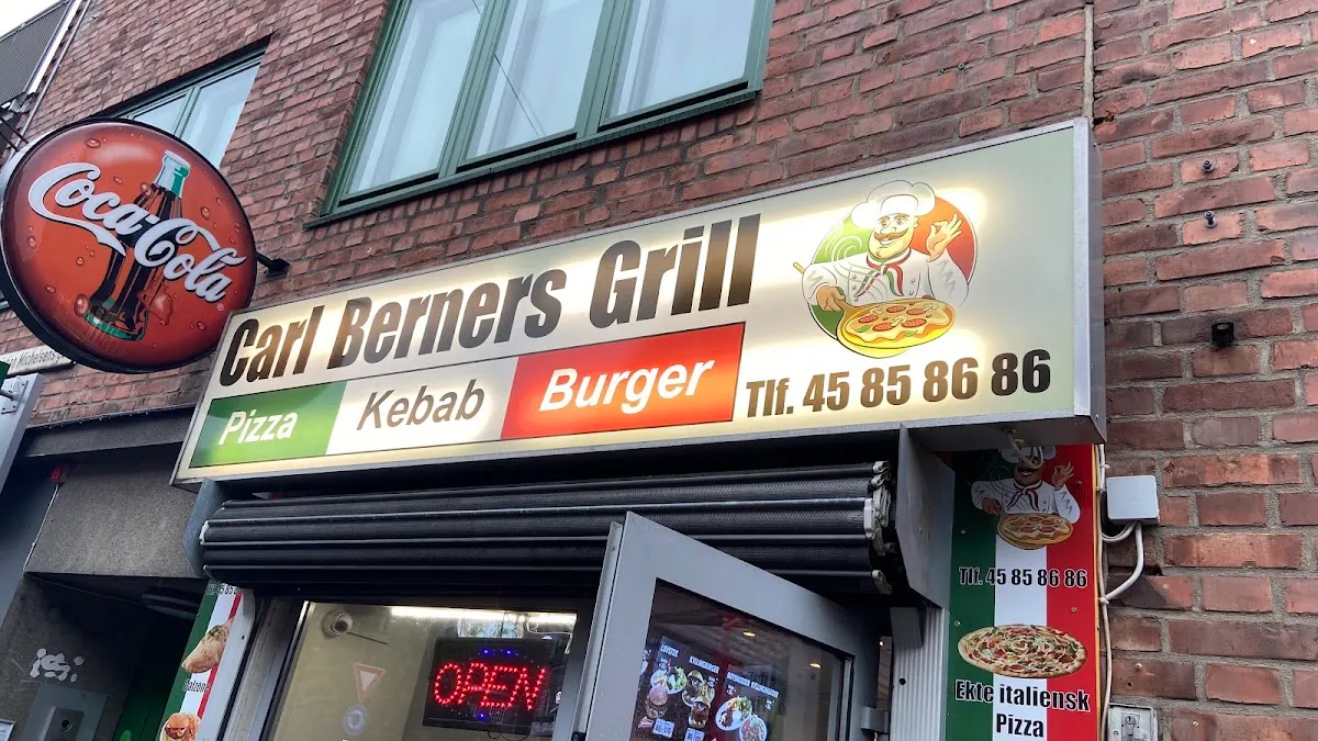 BookNoFees: بار وجبات خفيفة – Carl Berner Grill – Oslo – Carl Berner Grill، الصورة 1