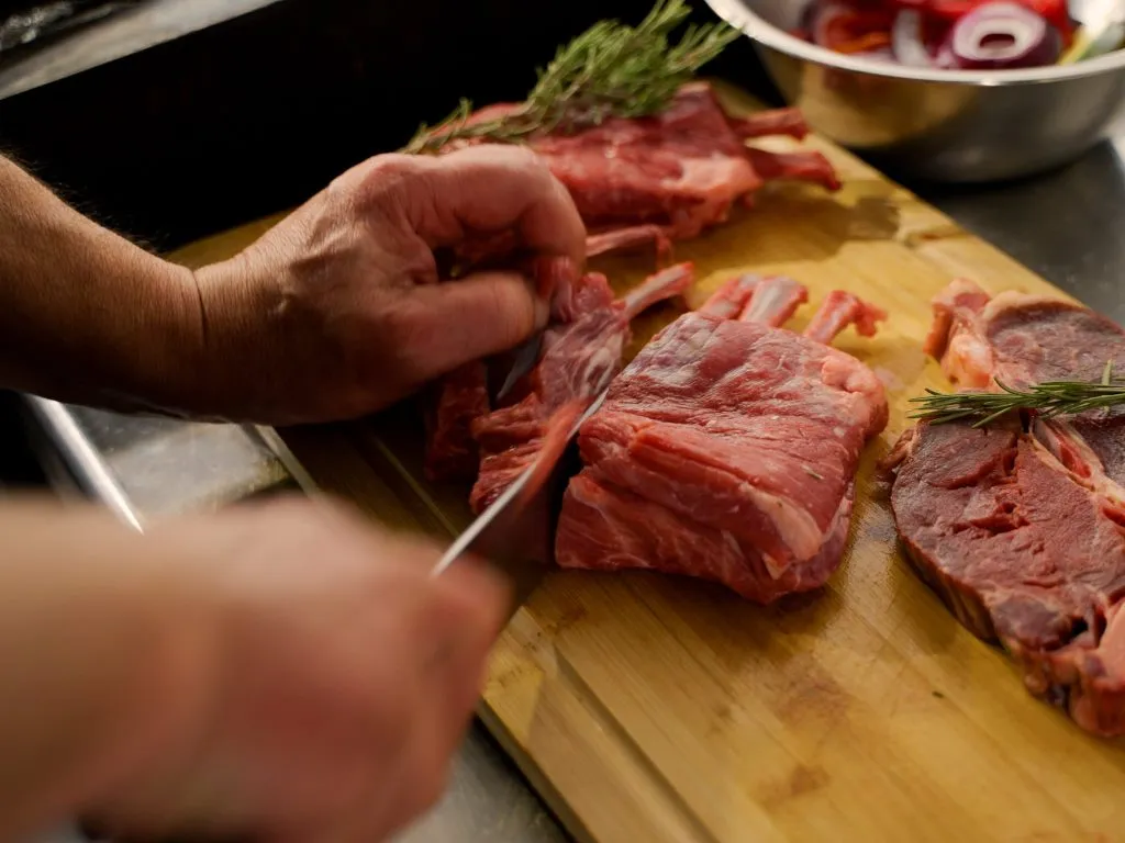 BookNoFees: بار وجبات خفيفة – Grill Mánia – Budapest – Grill Mánia، الصورة 1