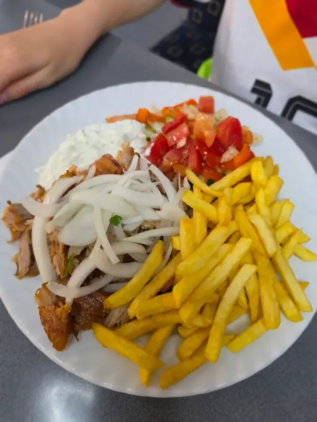 BookNoFees: مطعم – Dreikönigsgrill – Balve – Dreikönigsgrill، الصورة 3
