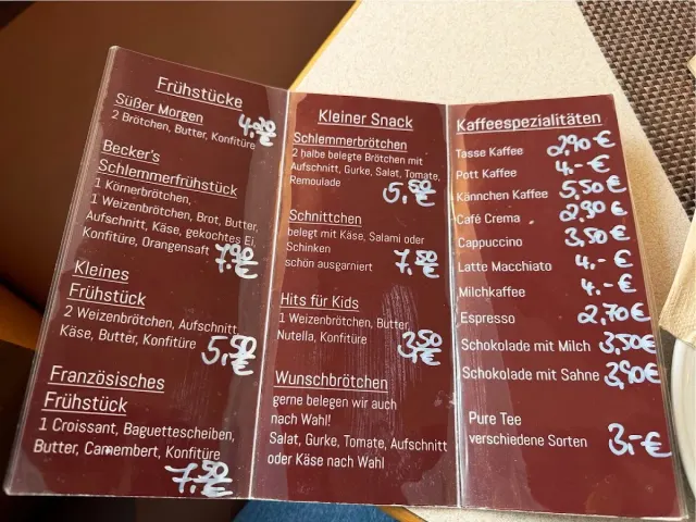 BookNoFees: مخبز – Bäckerei & Café Becker – Meschede – مخبز ومقهى بيكر، الصورة 2