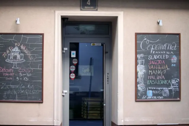 BookNoFees: مقهى – Kavarna Čopomana – Ljubljana – Kavarna Čopomana، الصورة 2