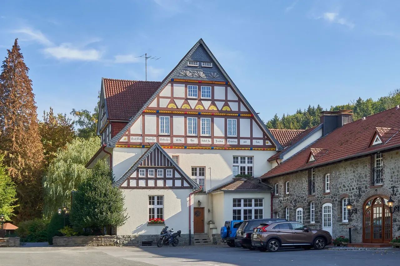 BookNoFees: مطعم – Hotel-Restaurant Haus Recke – Balve-Volkringhausen – Hotel-Restaurant Haus Recke، الصورة 1