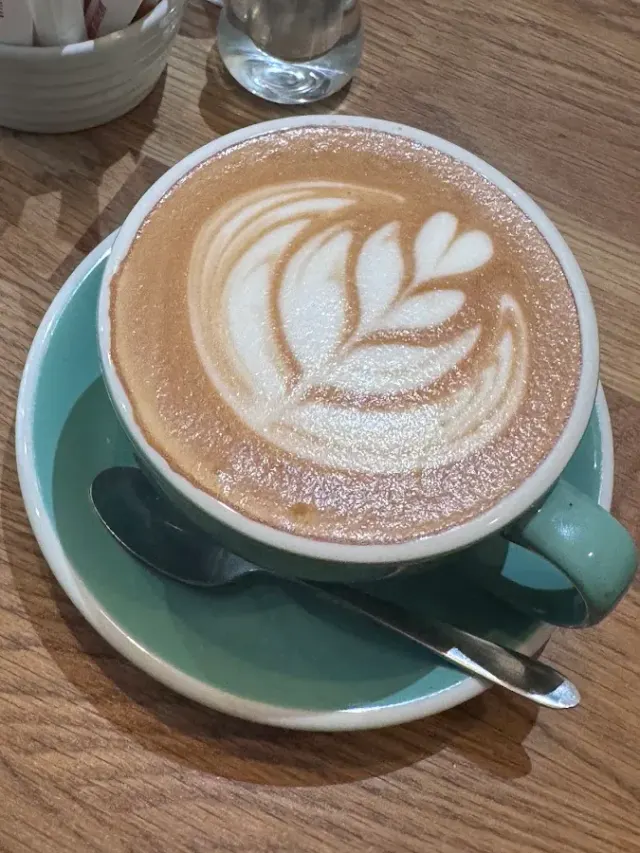 BookNoFees: مقهى – Green Land Café – Dublin – Green Land Café، الصورة 3