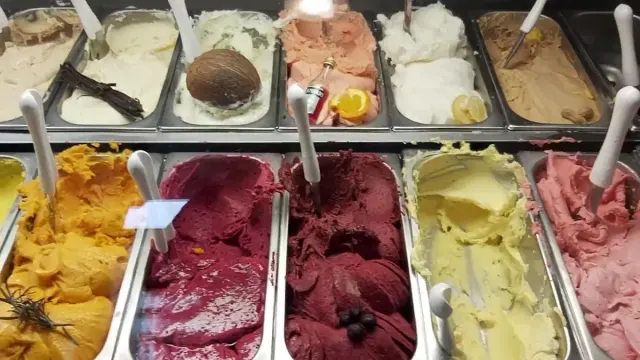 BookNoFees: مطعم – Crème de la Crème – Prague – Crème de la Crème، الصورة 3