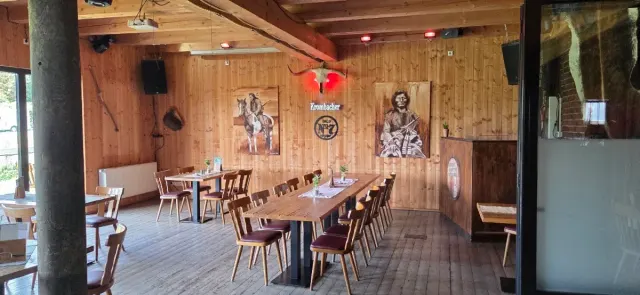 BookNoFees: مطعم – Der Saloon In Kesseler – Lippetal – صالون في كيسيلر، الصورة 2