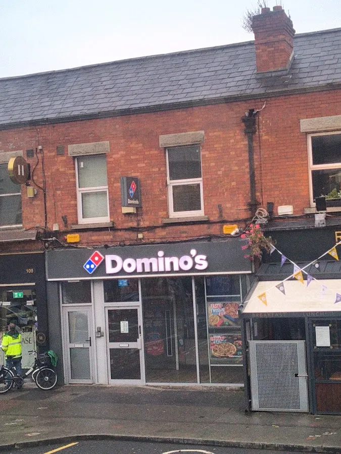 BookNoFees: بار وجبات خفيفة – Domino's – Dublin – Domino's، الصورة 1