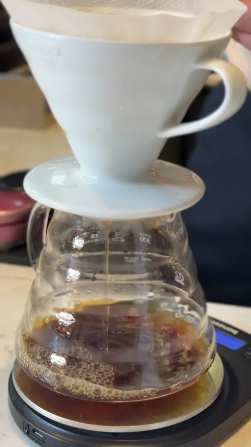 BookNoFees: مقهى – Coffee Sapiens – Istanbul – Coffee Sapiens، الصورة 3
