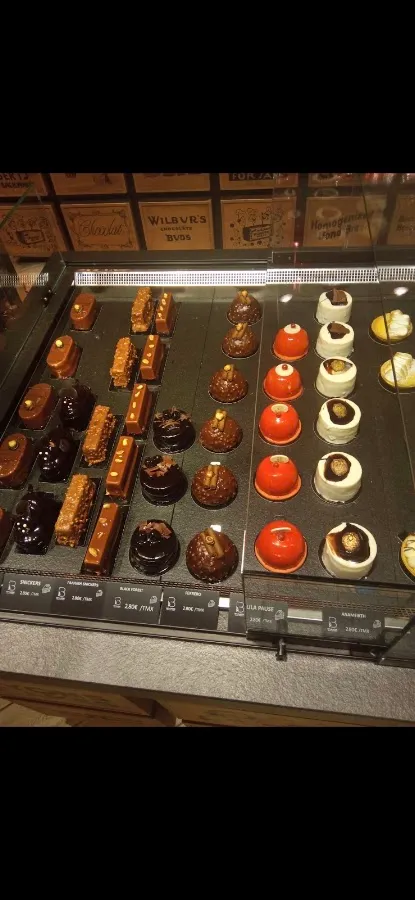 BookNoFees: مخبز – Βλάχος Bakery and Pastry – Athens – Βλάχος مخبز ومعجنات، الصورة 2